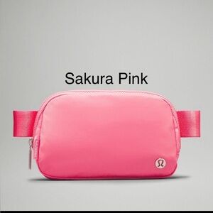NEW Lululemon Belt Bag